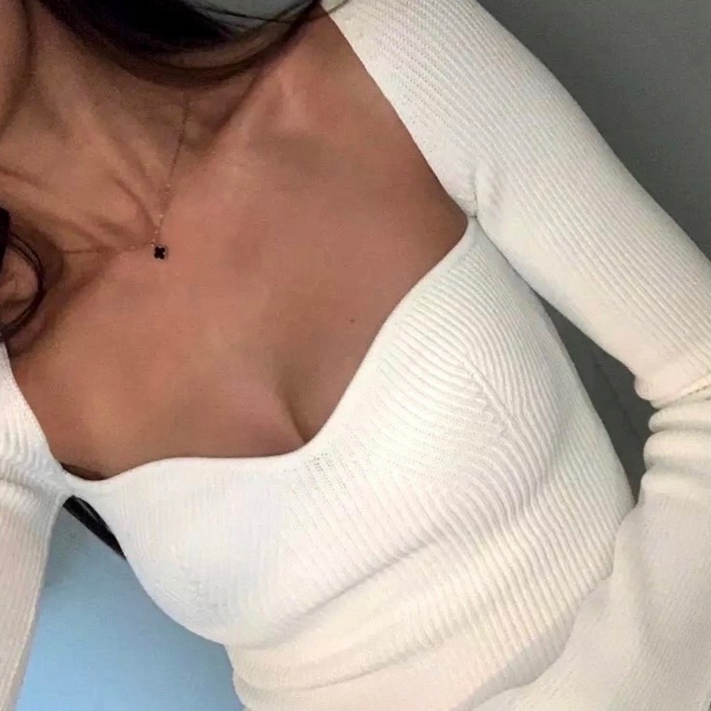 Sweetheart long sleeve top